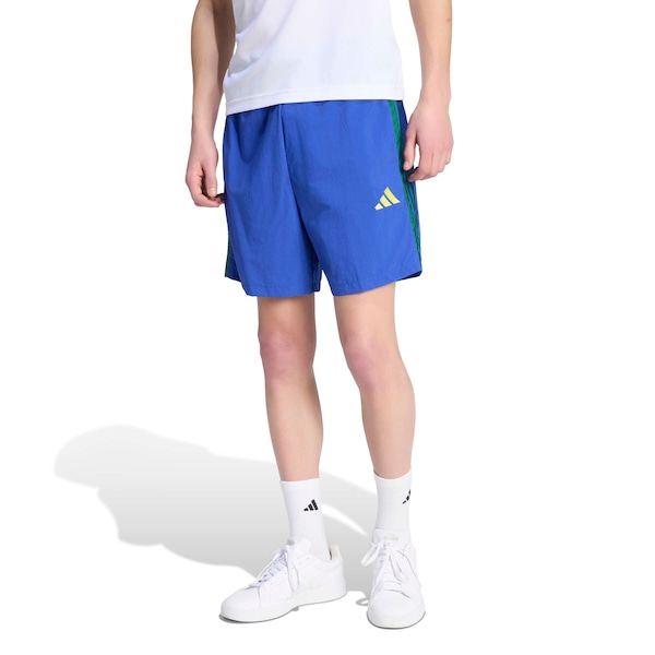 Bermuda Chelsea Essentials Logo Pequeno Masculina Bermuda Chelsea Essentials Logo Pequeno Masculina