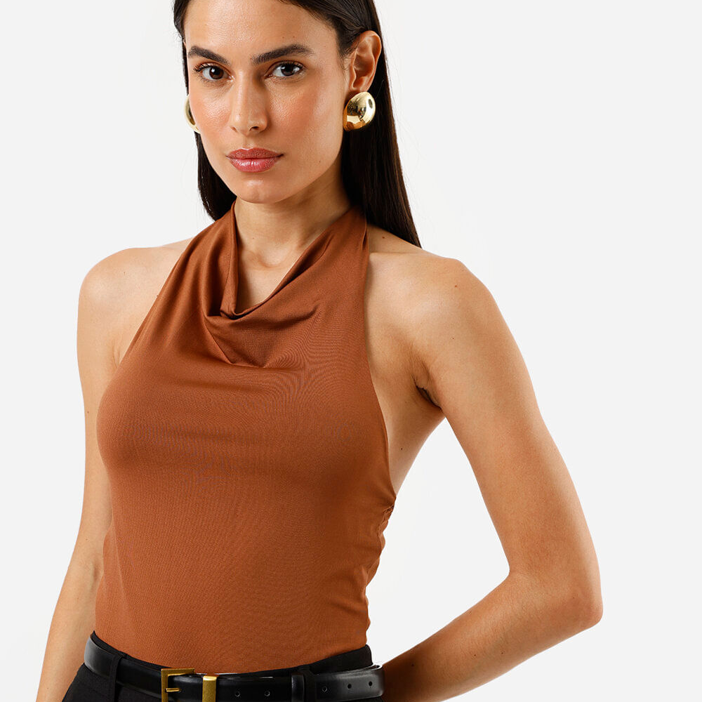 Blusa feminina frente única marrom Blusa feminina frente única marrom