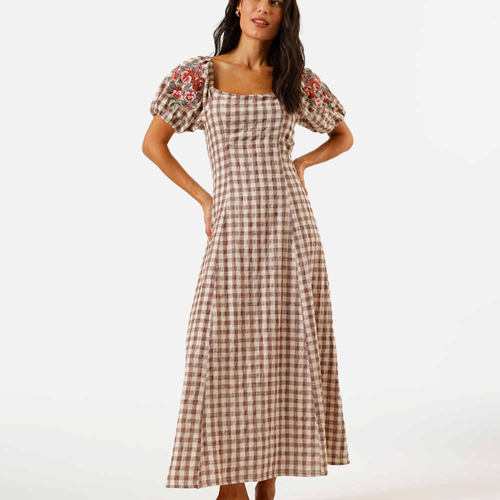 Vestido longo feminino manga budante com bordado xadrez marrom Vestido longo feminino manga budante com bordado xadrez marrom
