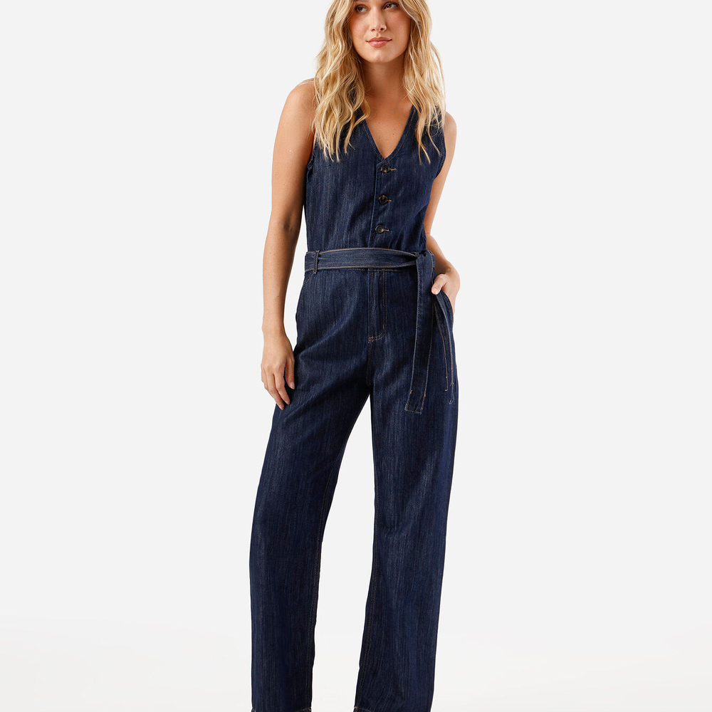 Macacão feminino jeans decote v com cinto azul Macacão feminino jeans decote v com cinto azul