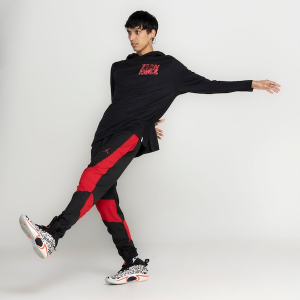 Camiseta Manga Longa Jordan Nike com Capuz Zion Tee Camiseta Manga Longa Jordan Nike com Capuz Zion Tee