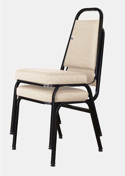 02 Cadeiras Empilhável para Hotelaria Linha Hotel Jersey Bege 02 Cadeiras Empilhável para Hotelaria Linha Hotel Jersey Bege