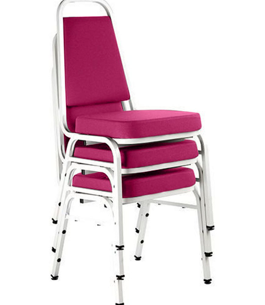 Kit com 3 Cadeiras Empilháveis Linha Hotel Plus Rosa Kit com 3 Cadeiras Empilháveis Linha Hotel Plus Rosa