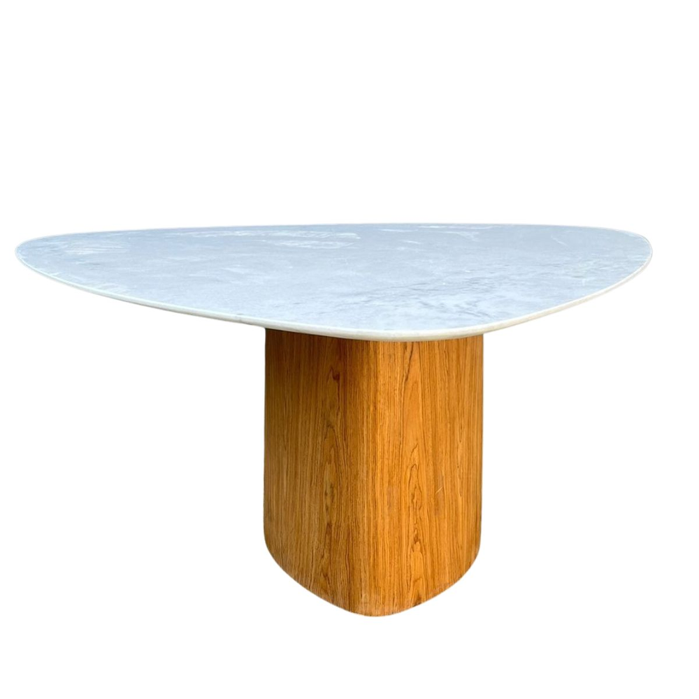 Mesa de Jantar Cone orgânica Redonda 120x123 cm Base Freijó Tampo Mármore Mesa de Jantar Cone orgânica Redonda 120x123 cm Base Freijó Tampo Mármore