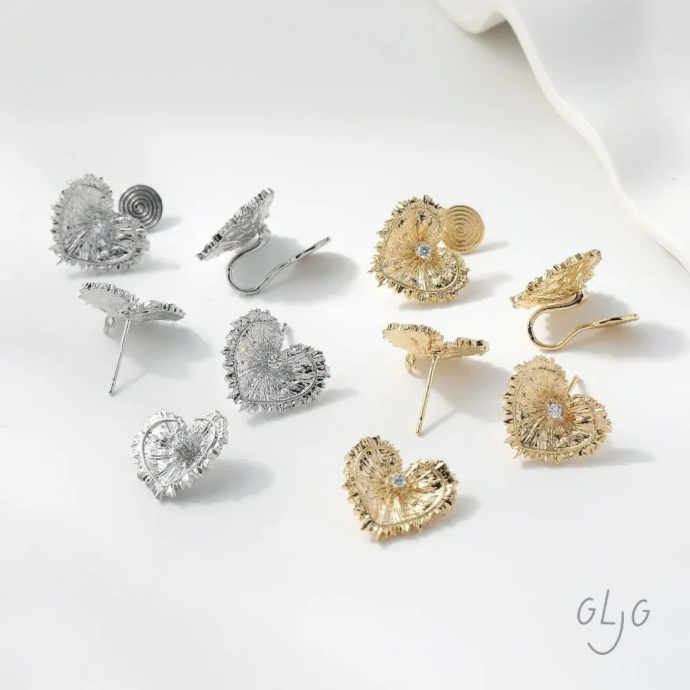 4PCS Heart Charms Stud Earrings Ear Clip Diy Connectors Jewelry Making Findings Supplies 14k Gold Plated 16*14mm 4PCS Heart Charms Stud Earrings Ear Clip Diy Connectors Jewelry Making Findings Supplies 14k Gold Plated 16*14mm