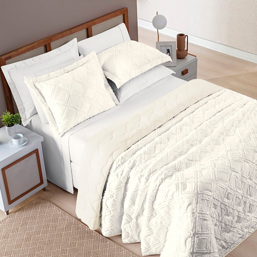 Cobre Leito Casal Padrão Aveline Dupla Face Micropercal 300 Fios 3 Peças - Off White Cobre Leito Casal Padrão Aveline Dupla Face Micropercal 300 Fios 3 Peças - Off White