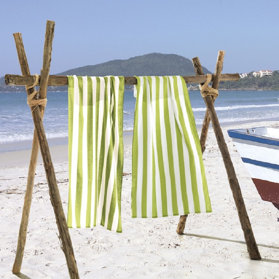 Toalha de Praia Velour Estampada New Caban Stripes Verde