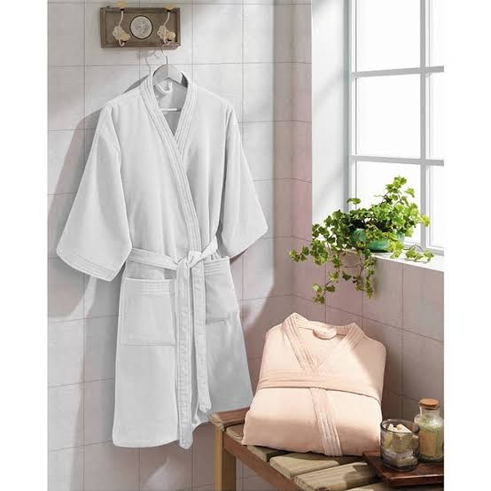 Roupão Adulto Velour Liso Dohler Unissex - M Branco Roupão Adulto Velour Liso Dohler Unissex - M Branco