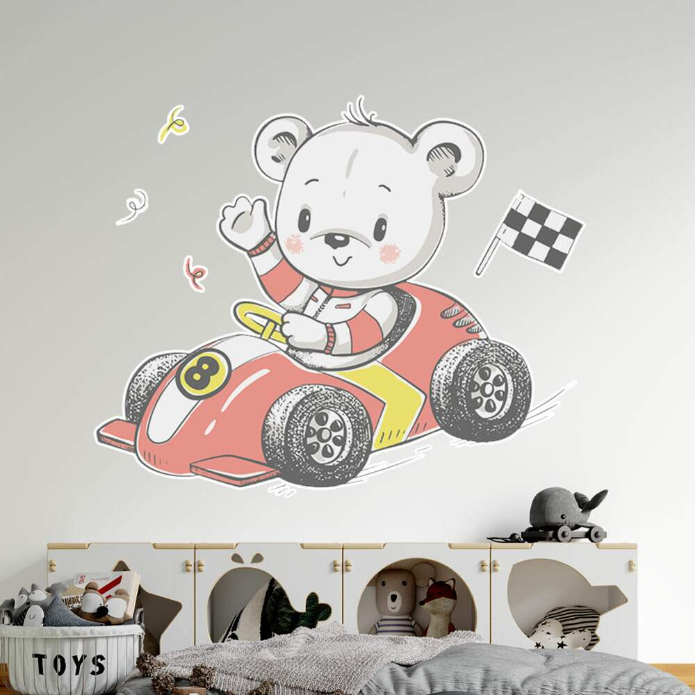 Adesivo de Parede Infantil Ursinho Carro de Formula 1- Extra Grande 85x108cm Adesivo de Parede Infantil Ursinho Carro de Formula 1- Extra Grande 85x108cm