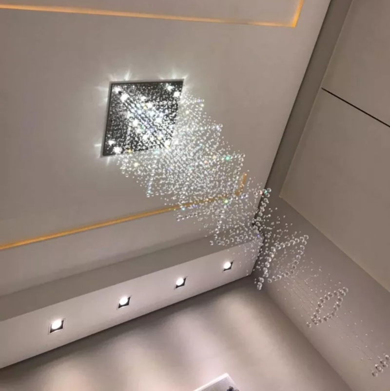 Lustre de Cristais Inox Espelhado para Salão de Festas e Vão de Escadas 400 cm Lustre de Cristais Inox Espelhado para Salão de Festas e Vão de Escadas 400 cm