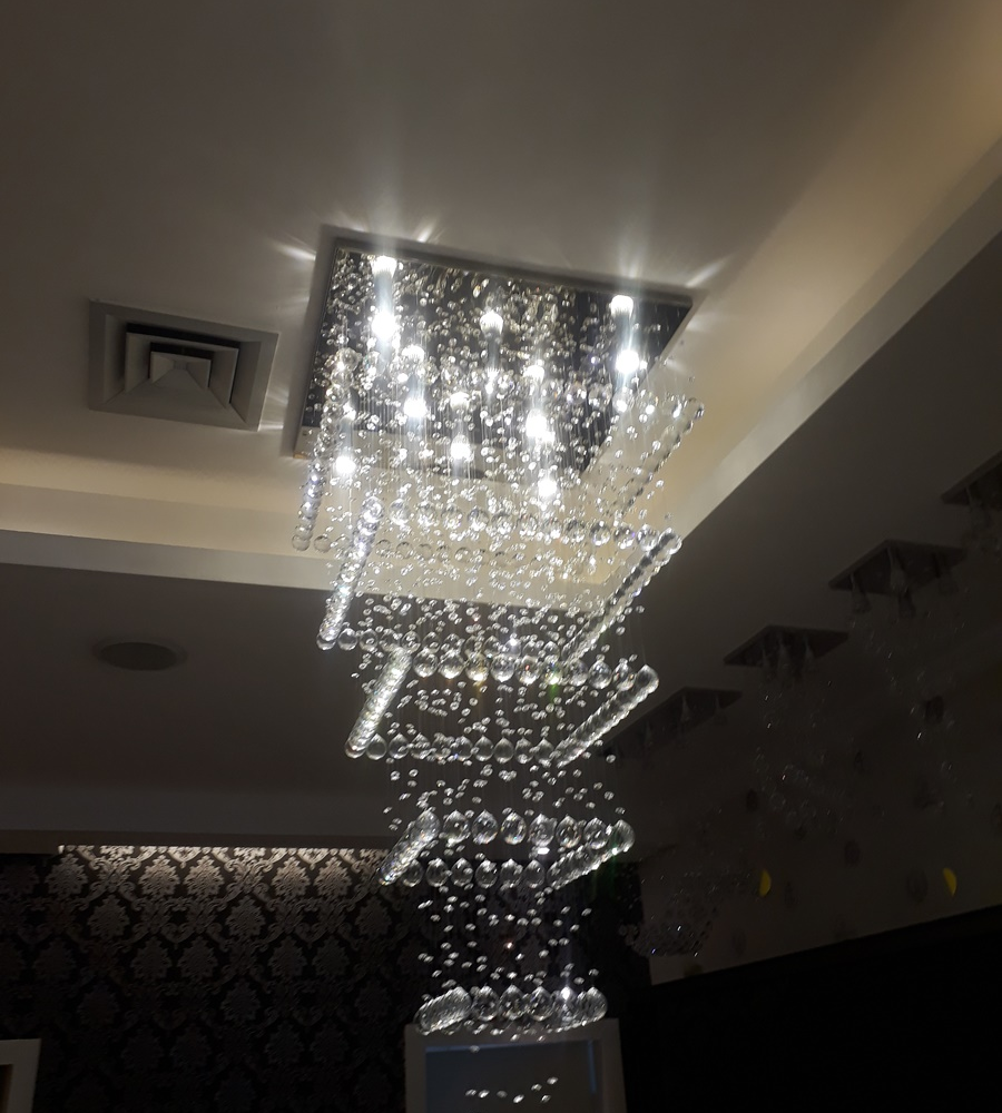Lustre de Cristais Inox Espelhado para Vão de Escadas 300 cm