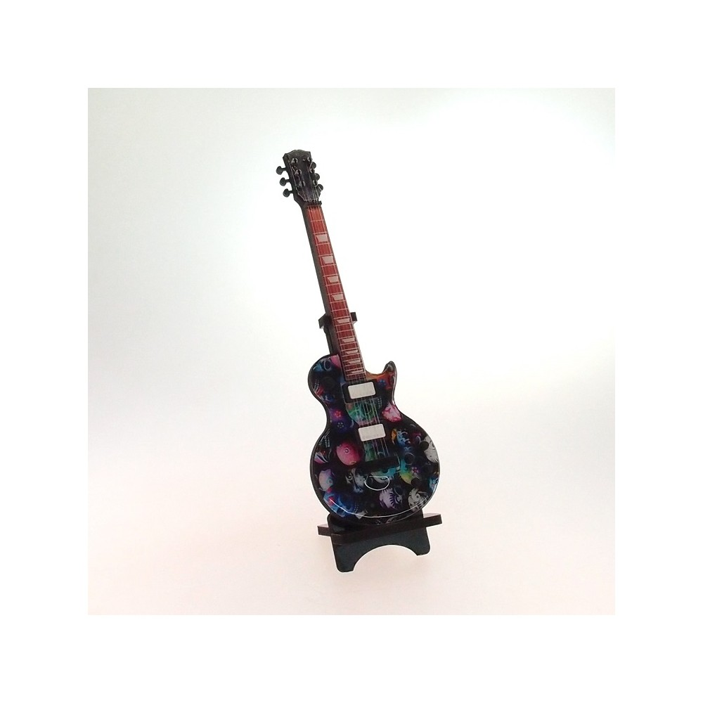 Mini Guitarra Decorativa Caveira Personalizada Madeira 27x8Cm Mini Guitarra Decorativa Caveira Personalizada Madeira 27x8Cm