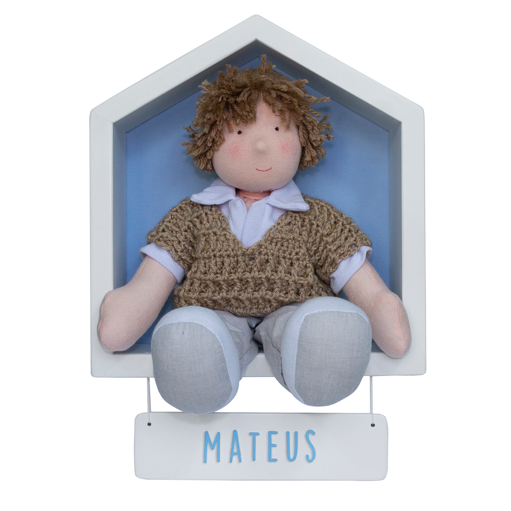 Porta Maternidade Casinha Menino com Blusa de Crochê Quarto Bebê Infantil Porta Maternidade Casinha Menino com Blusa de Crochê Quarto Bebê Infantil