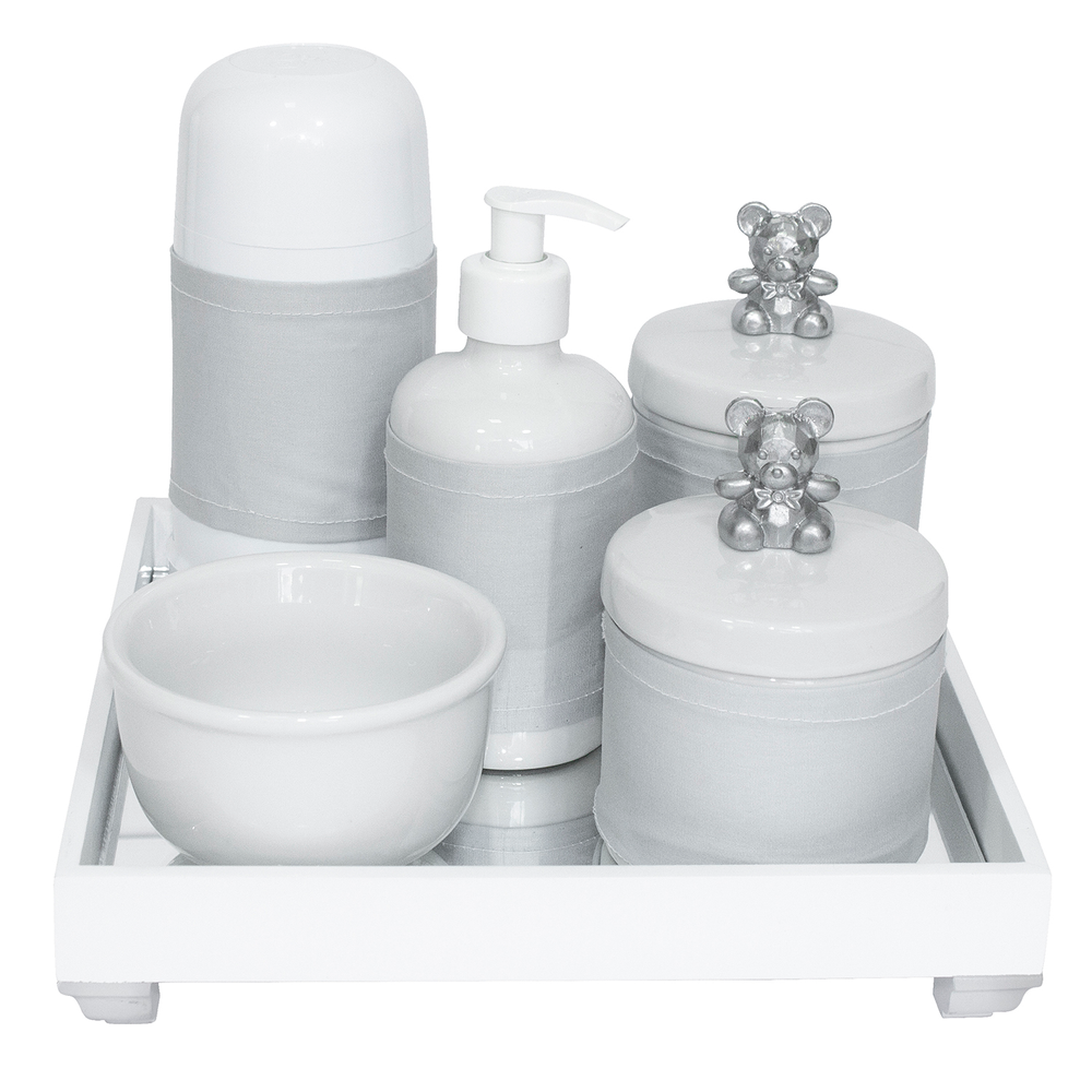 Kit Higiene Espelho Completo Porcelanas, Garrafa Pequena e Capa Ursinho Prata Quarto Bebê Unissex Kit Higiene Espelho Completo Porcelanas, Garrafa Pequena e Capa Ursinho Prata Quarto Bebê Unissex