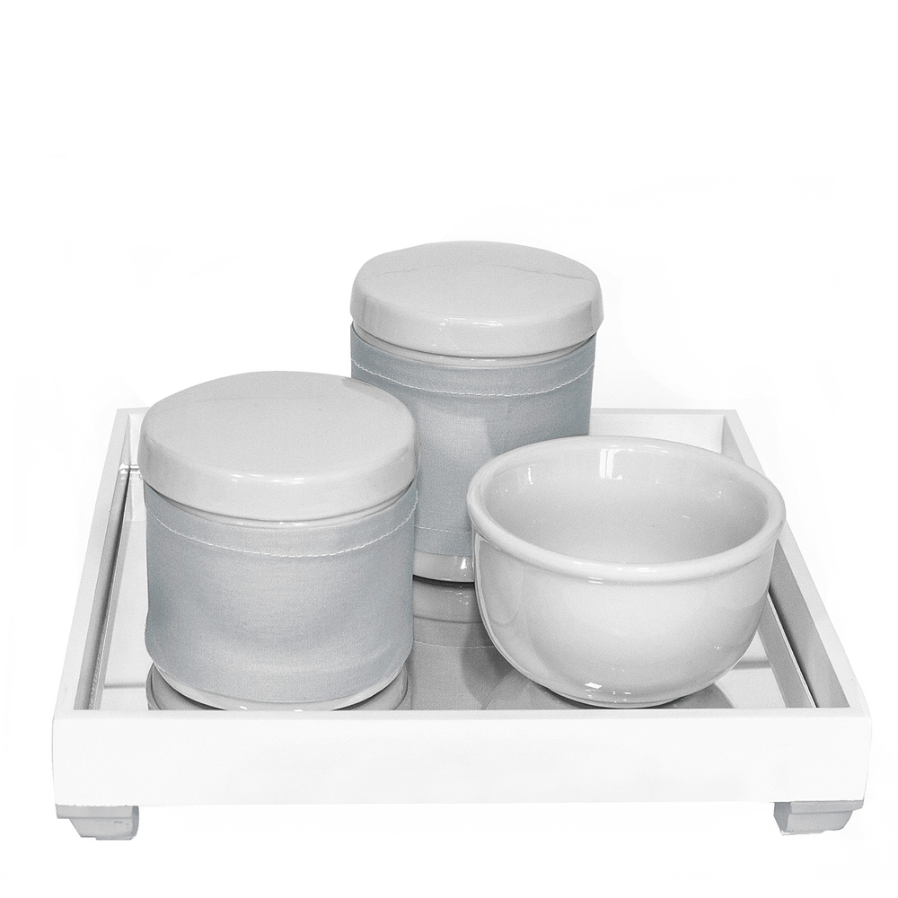 Kit Higiene Espelho Potes, Molhadeira e Capa Prata Quarto Bebê Unissex Kit Higiene Espelho Potes, Molhadeira e Capa Prata Quarto Bebê Unissex