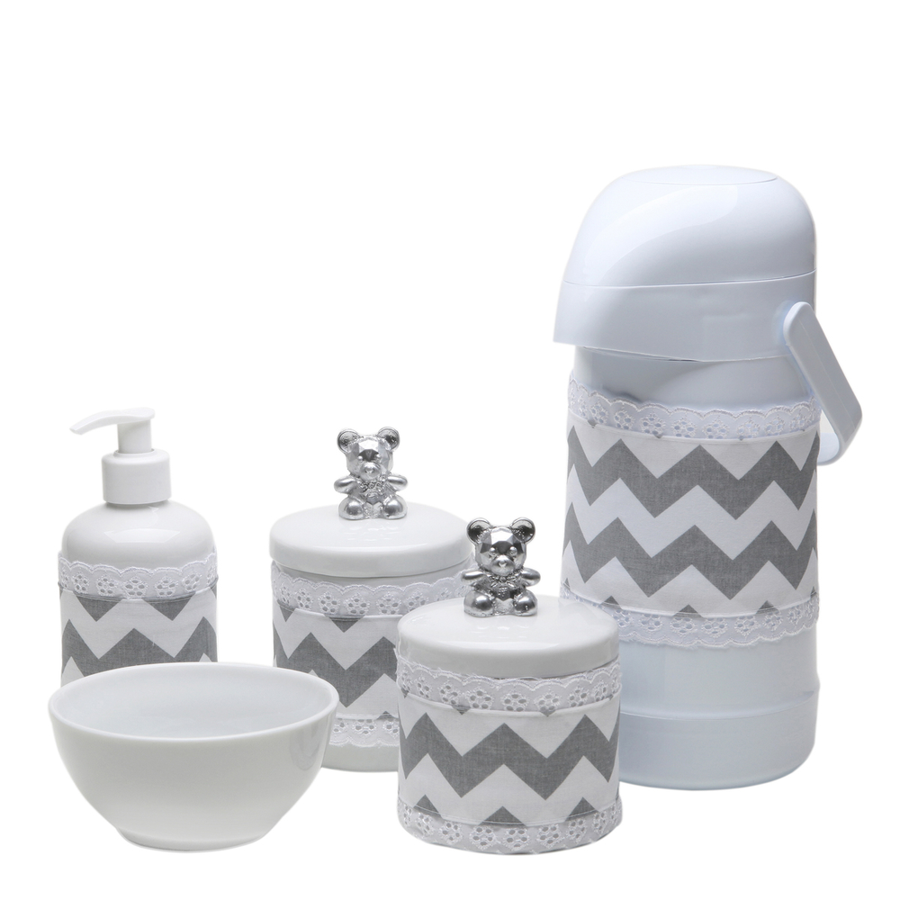 Potes, Garrafa, Molhadeira e Porta Álcool-Gel Com Capa Ursinho Prata Quarto Bebê Infantil Potes, Garrafa, Molhadeira e Porta Álcool-Gel Com Capa Ursinho Prata Quarto Bebê Infantil