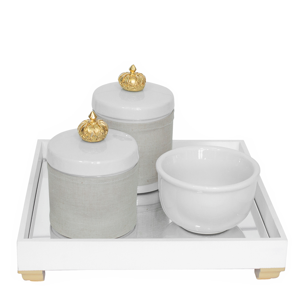 Kit Higiene Espelho Potes, Molhadeira e Capa Coroa Dourado Quarto Bebê Unissex Kit Higiene Espelho Potes, Molhadeira e Capa Coroa Dourado Quarto Bebê Unissex