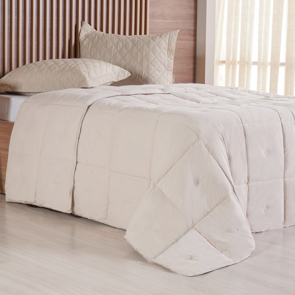 Edredom King Toque de Plumas 260 Fios New 240x260cm Amendoa Edredom King Toque de Plumas 260 Fios New 240x260cm Amendoa