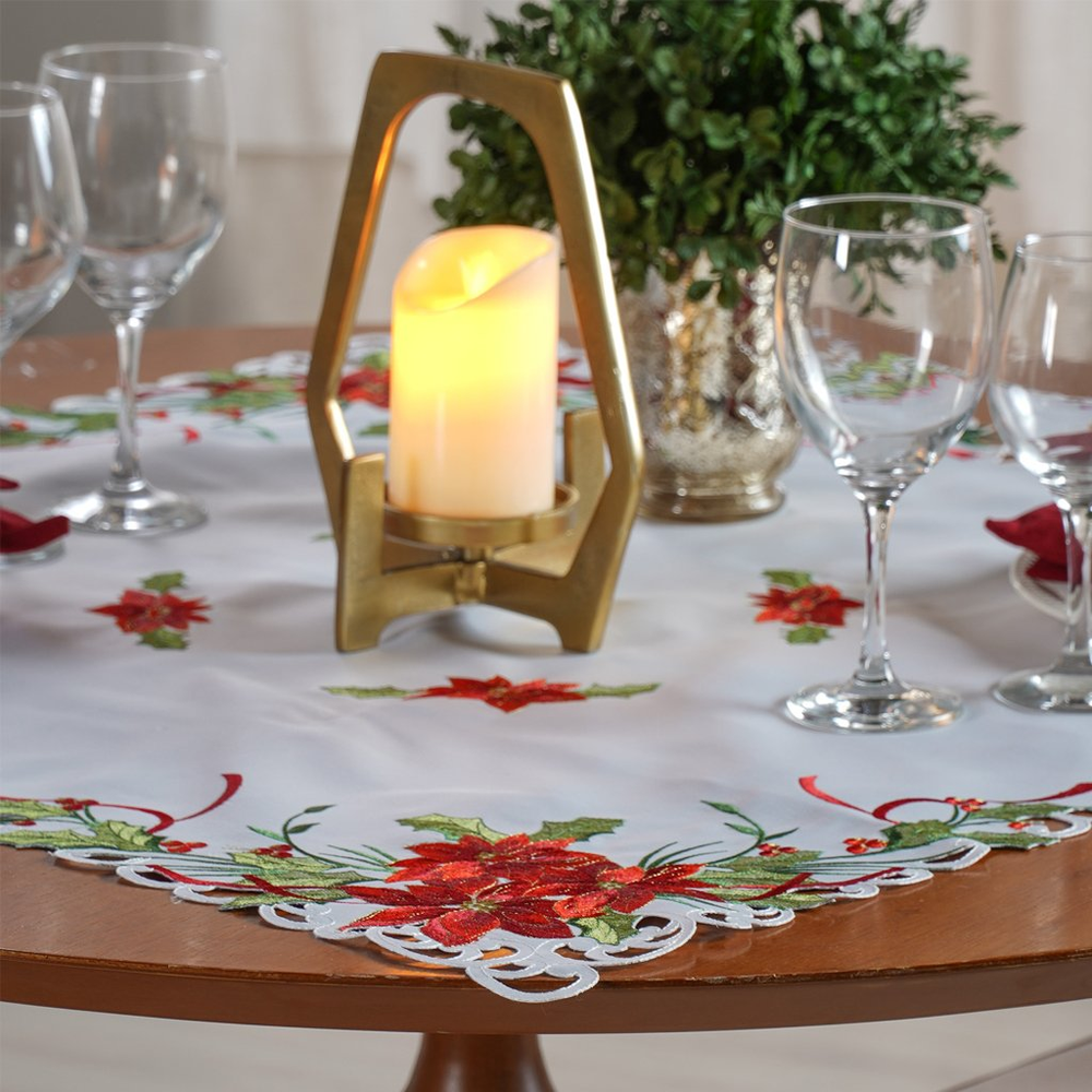 Trilho de Mesa Natalino Bordado Inglês 40x140 Noel Fleur Trilho de Mesa Natalino Bordado Inglês 40x140 Noel Fleur