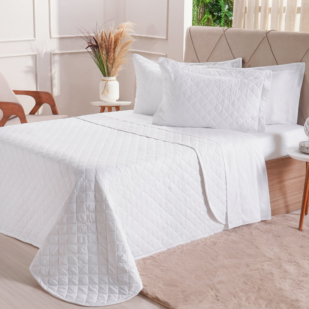 Kit Colcha Casal 200 Fios Lisa 220x240cm Branco Kit Colcha Casal 200 Fios Lisa 220x240cm Branco