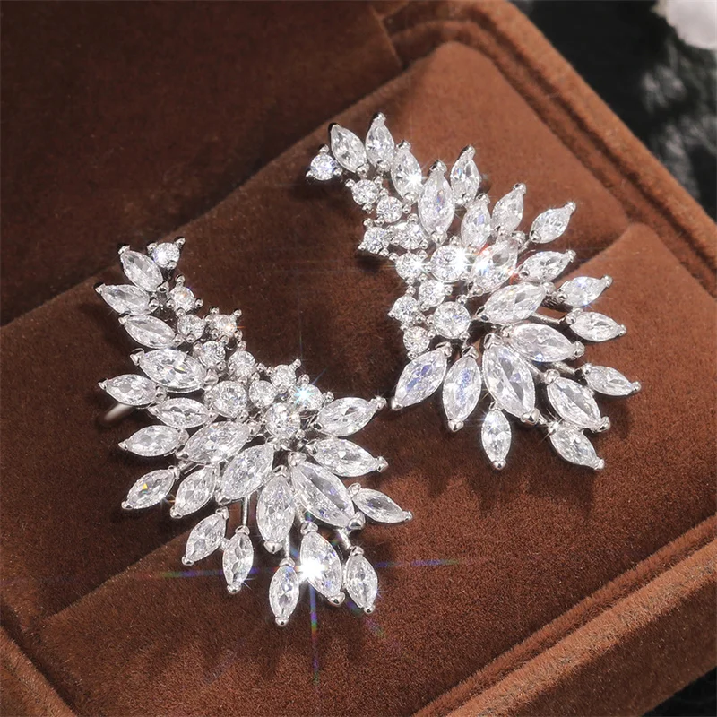 Huitan Sparkling Women's Cubic Zirconia Stud Earrings Gorgeous Female Wedding Party Fashion Ear Piercing Accessories New Jewelry Huitan Sparkling Women's Cubic Zirconia Stud Earrings Gorgeous Female Wedding Party Fashion Ear Piercing Accessories New Jewelry