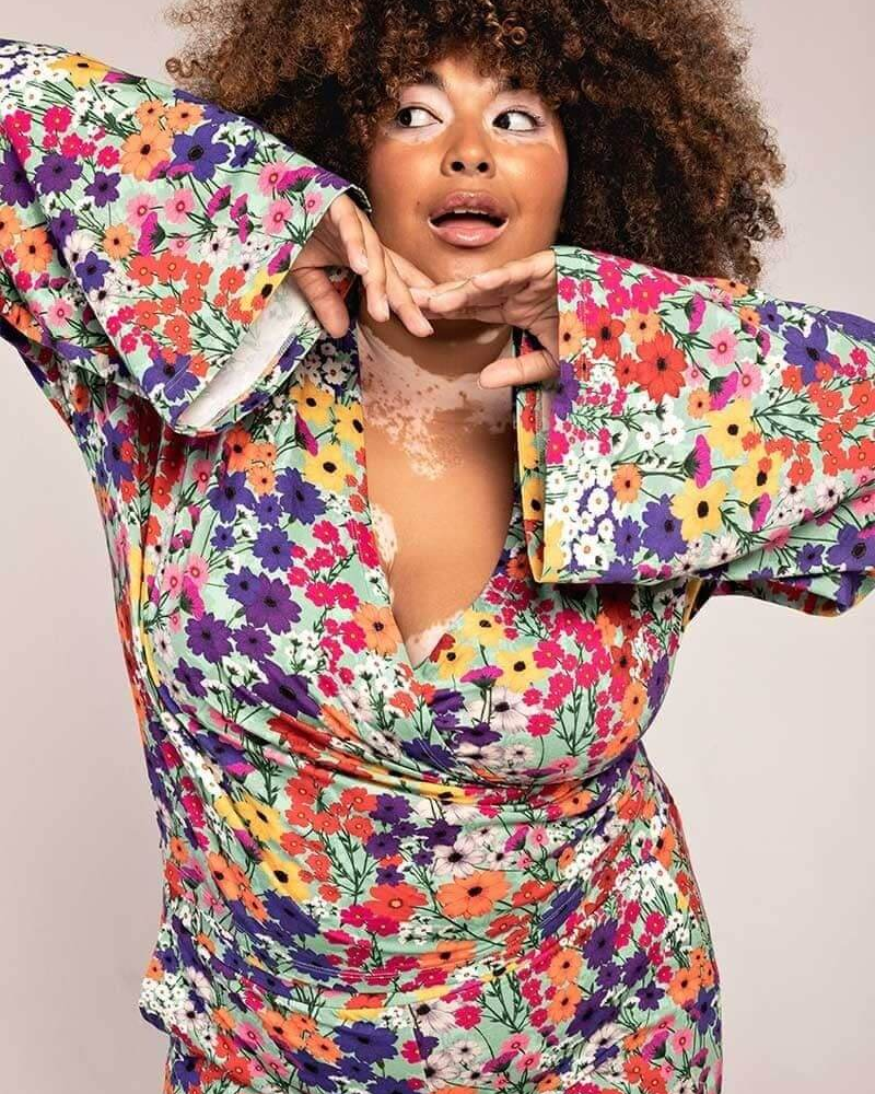 Blusa Transpassada Estampa Flora Blusa Transpassada Estampa Flora
