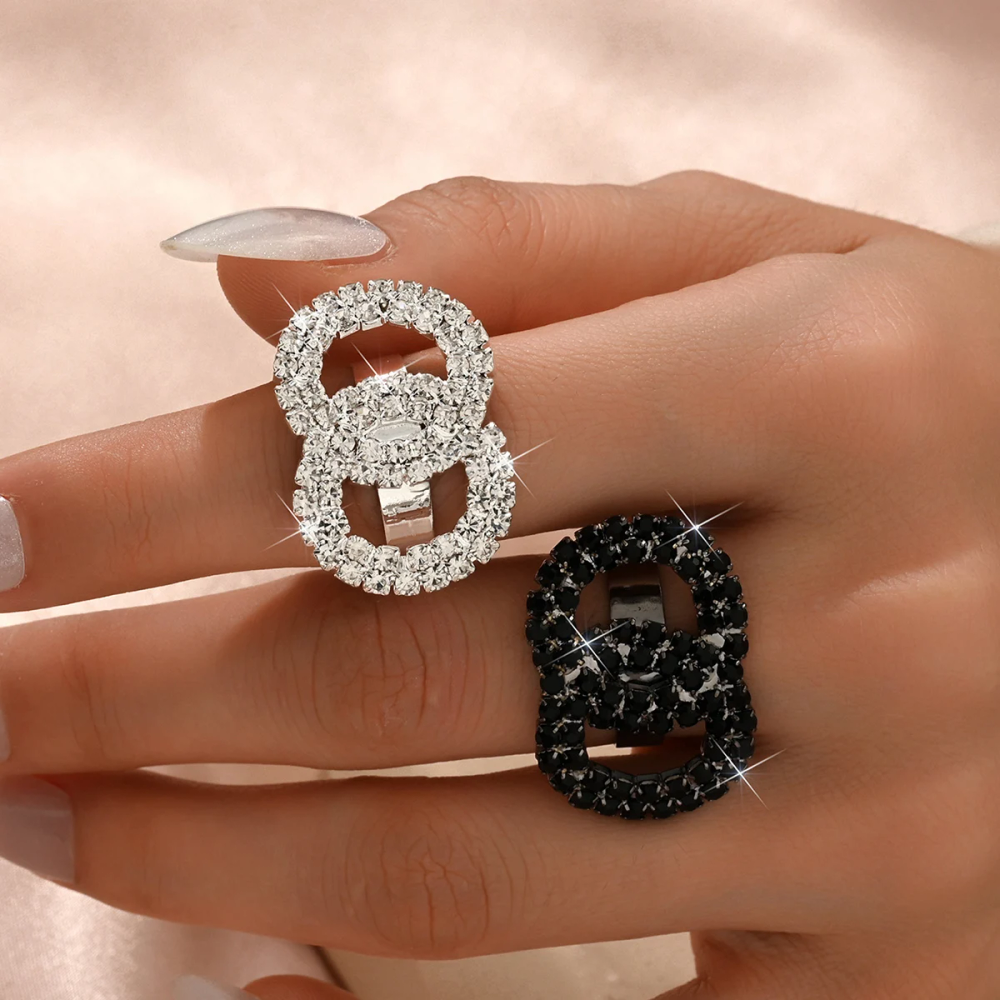 Cross border geometry black and white super sparkling rhinestone personalized ring and jewelry for women in Europe and America Cross border geometry black and white super sparkling rhinestone personalized ring and jewelry for women in Europe and America