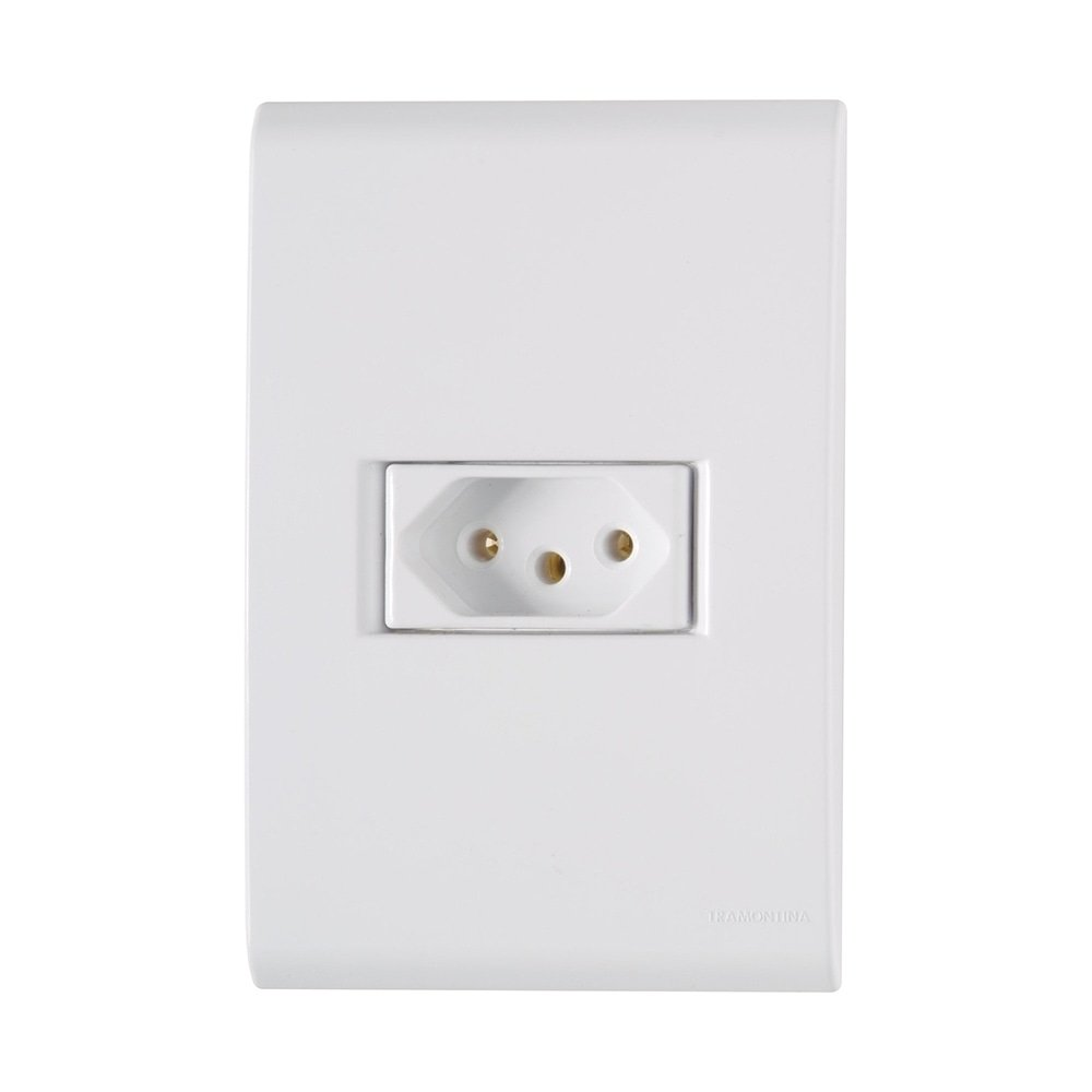 Tomada Liz Tramontina com Placa 2P+T 10A/250V Branca Tomada Liz Tramontina com Placa 2P+T 10A/250V Branca