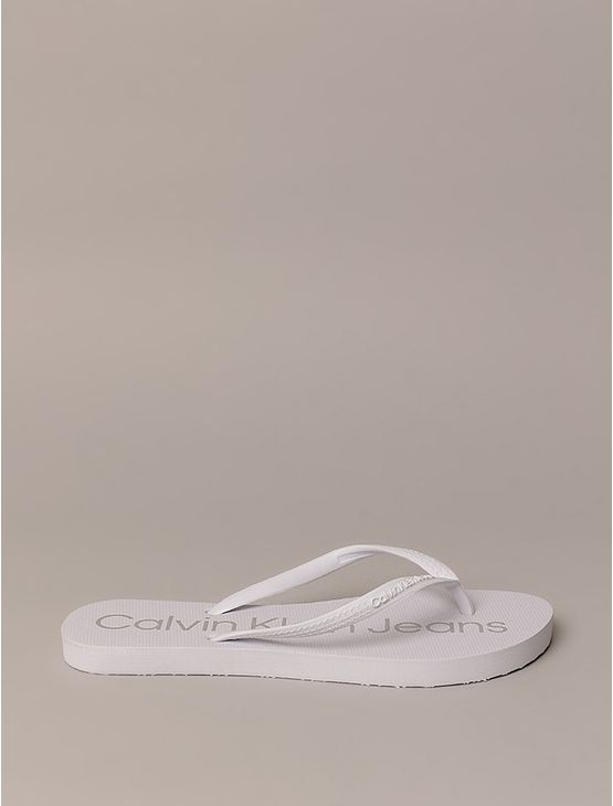 Chinelo Feminino Basic Calvin Klein Jeans - Branco 2 Chinelo Feminino Basic Calvin Klein Jeans Branco 2 39/40 Chinelo Feminino Basic Calvin Klein Jeans - Branco 2 Chinelo Feminino Basic Calvin Klein Jeans Branco 2 39/40