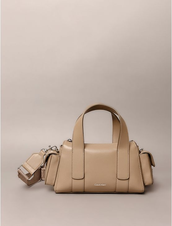 Bolsa Calvin Klein Feminina Pocket Com Bolsos Laterais - Havana Bolsa Calvin Klein Feminina Pocket Com Bolsos Laterais Havana u Bolsa Calvin Klein Feminina Pocket Com Bolsos Laterais - Havana Bolsa Calvin Klein Feminina Pocket Com Bolsos Laterais Havana u