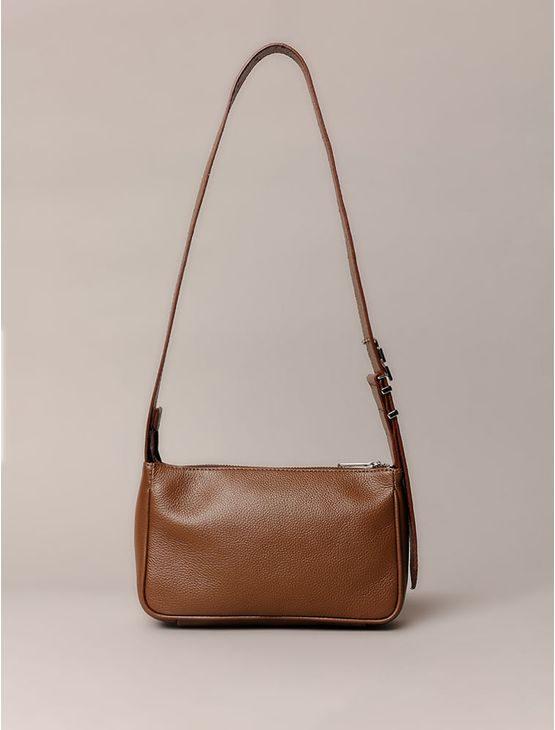 Shoulder Bag Calvin Klein Jeans Feminino Fivela Ck - Marrom Shoulder Bag Calvin Klein Jeans Feminino Fivela Ck Marrom u
