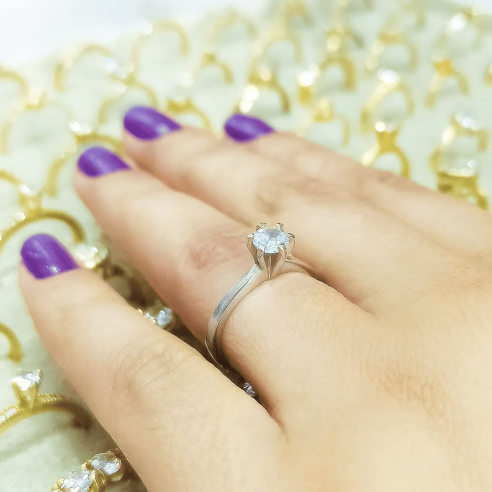Anel de prata modelo Princesa com Zircônia Anel de prata modelo Princesa com Zircônia