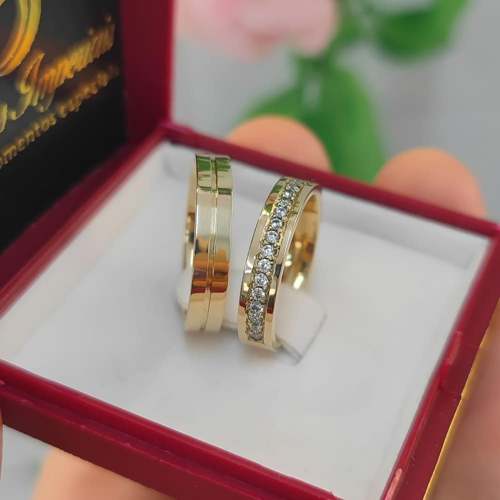 Par de alianças 4mm com 16 zircônias modelo Orla