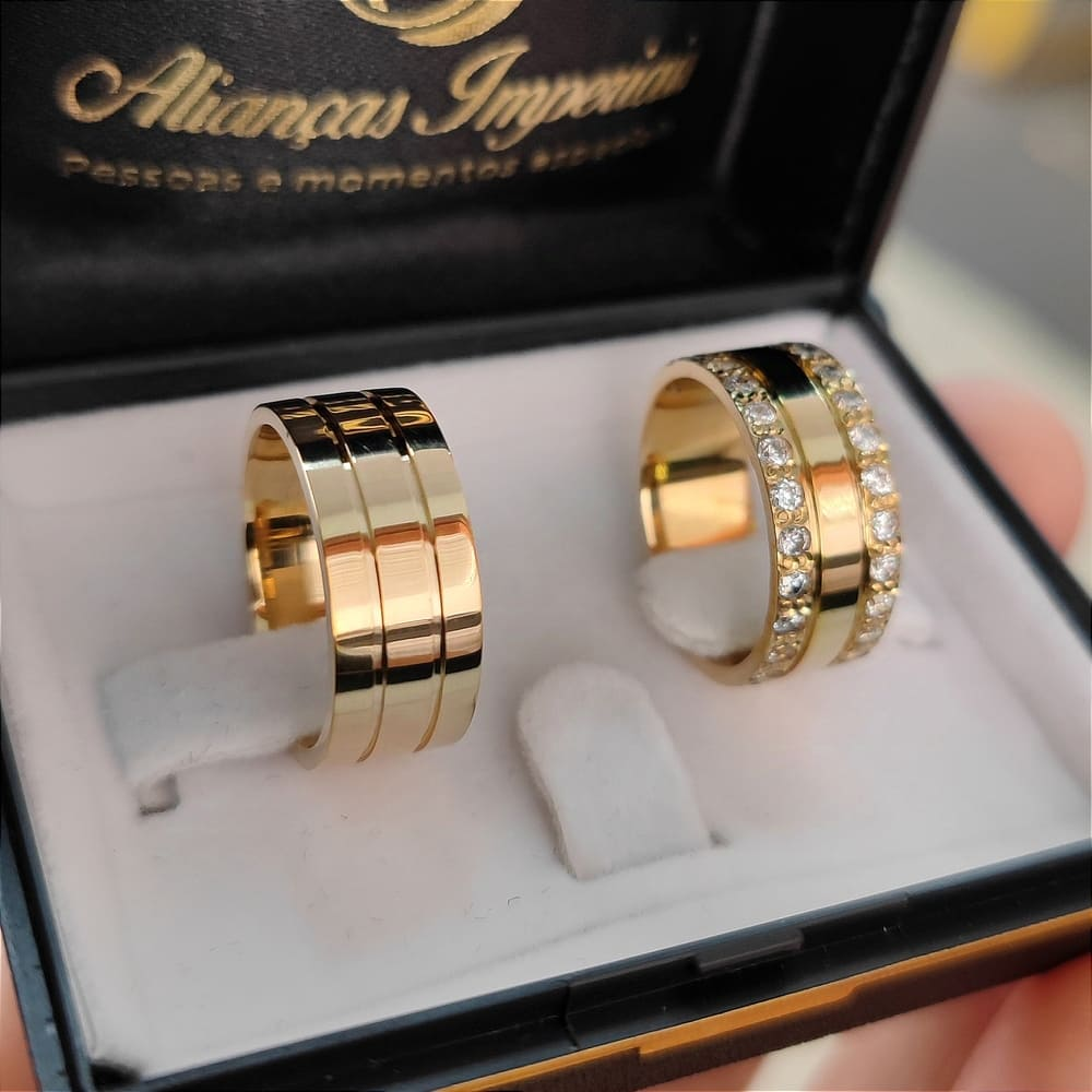 Par de alianças 8mm com zircônias (Mod. PD07) Par de alianças 8mm com zircônias (Mod. PD07)