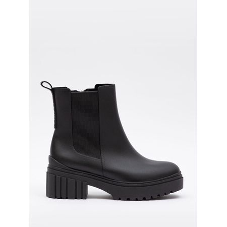 Bota Petite Jolie Chelsea Preto/Preto PJ6156 39-0 Bota Petite Jolie Chelsea Preto/Preto PJ6156 39-0