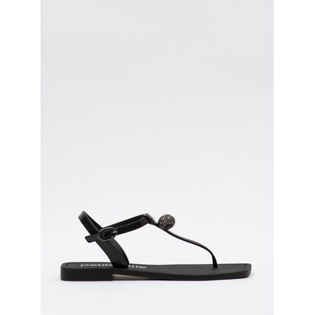 Sandália Petite Jolie Scarlett Preto PJ7454 39-0 Sandália Petite Jolie Scarlett Preto PJ7454 39-0