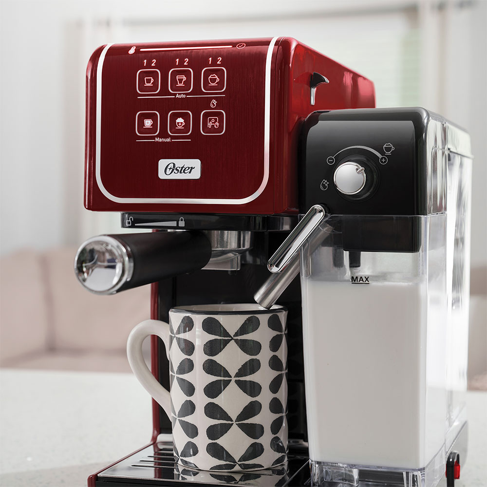 Cafeteira Espresso Oster PrimaLatte Compatível com Cápsulas Nespresso, Vermelho 220 volts Cafeteira Espresso Oster PrimaLatte Compatível com Cápsulas Nespresso, Vermelho 220 volts