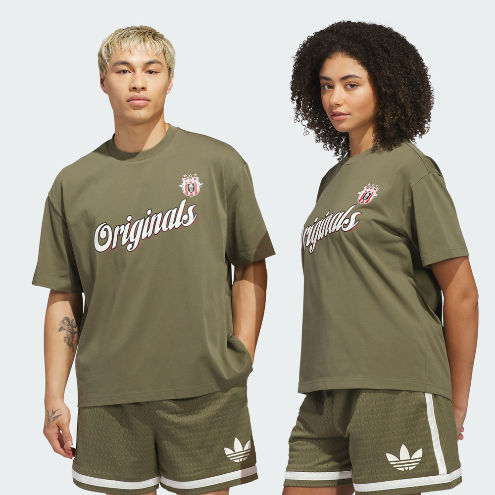 Camiseta Originals Basketball Team Unisex adidas Camiseta Originals Basketball Team Unisex adidas
