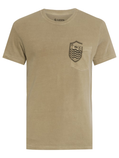Camiseta Masculina Manga Curta Bolso Brasão - Bege Camiseta Masculina Manga Curta Bolso Brasão - Bege