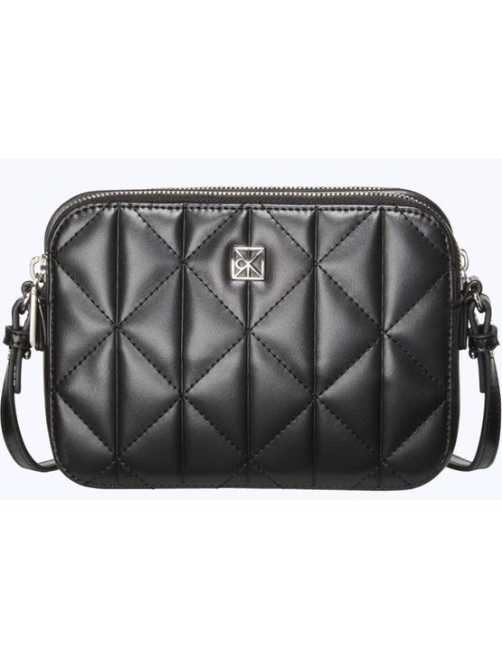 Bolsa Calvin Klein Feminina Camera Bag Acolchoada - Preto Bolsa Calvin Klein Feminina Camera Bag Acolchoada Preto u Bolsa Calvin Klein Feminina Camera Bag Acolchoada - Preto Bolsa Calvin Klein Feminina Camera Bag Acolchoada Preto u
