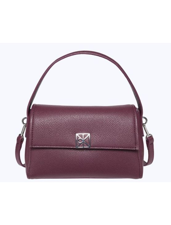 Bolsa Calvin Klein Feminina Shoulder Emblema Aop Metálico - Bordo Bolsa Calvin Klein Feminina Shoulder Emblema Aop Metálico Bordo u