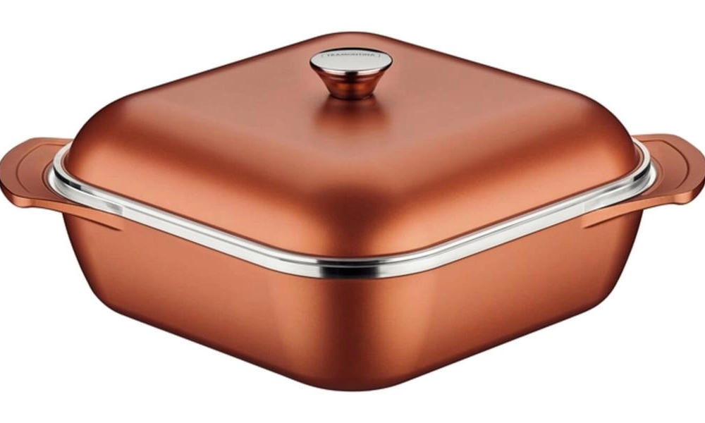 Caçarola Quadrada Tramontina Lyon Em Alumínio Com Revestimento Dourado 28cm Caçarola Quadrada Tramontina Lyon Em Alumínio Com Revestimento Dourado 28cm