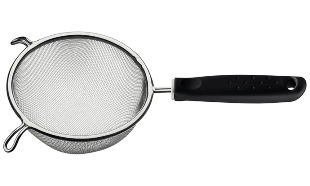 Peneira Tramontina Utilitá Em Nylon Com Cabo Preto 17cm