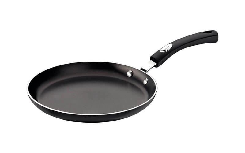 Panquequeira Tramontina Mônaco Induction Com Revestimento Interno E Externo Antiaderente Starflon Premium Preto 22cm Panquequeira Tramontina Mônaco Induction Com Revestimento Interno E Externo Antiaderente Starflon Premium Preto 22cm