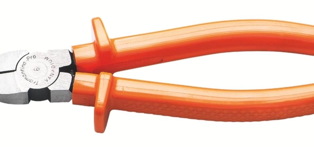 Alicate Diagonal Corte Rente Isolado 1.000 V 6" Tramontina PRO Alicate Diagonal Corte Rente Isolado 1.000 V 6" Tramontina PRO
