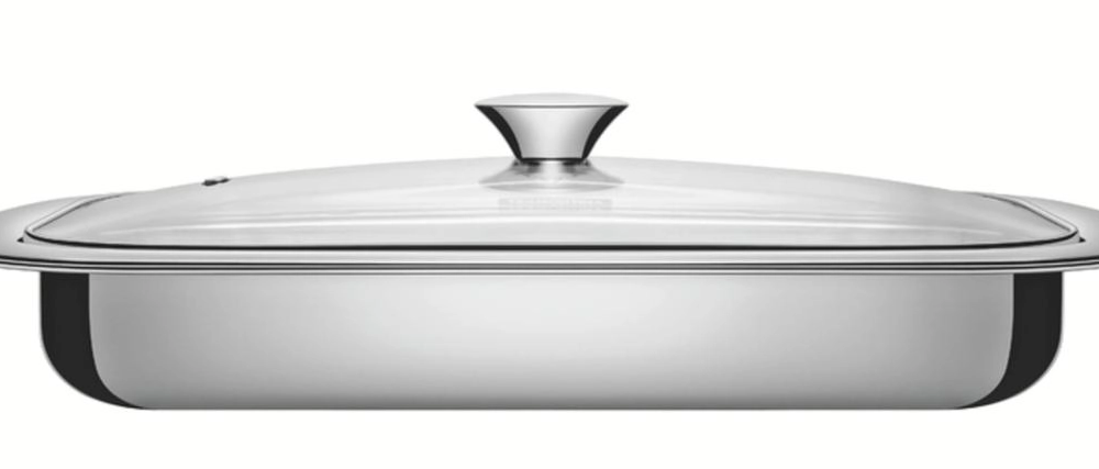 Assadeira Retangular Tramontina Cosmos 39cm Em Aço Inox Com Tampa De Vidro Assadeira Retangular Tramontina Cosmos 39cm Em Aço Inox Com Tampa De Vidro