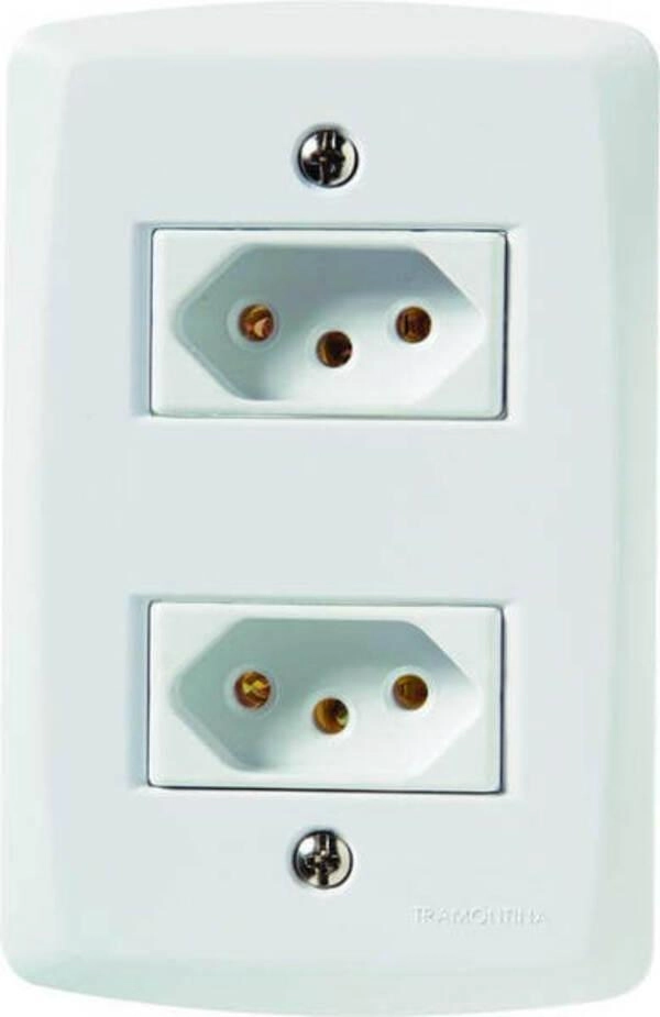 Conjunto 4x2 Com 2 Tomadas 2P+T 20 A 250 V Tramontina Lux2 Branco