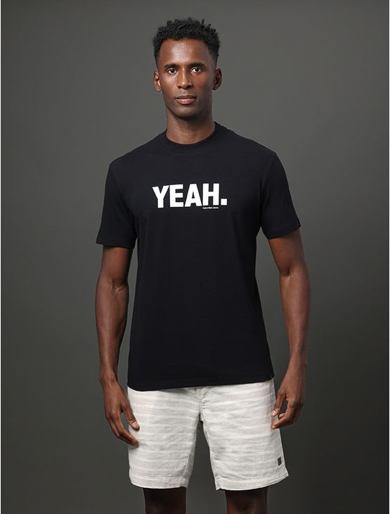 Camiseta Masculina Yeah Calvin Klein Jeans - Preto Camiseta Masculina Yeah Calvin Klein Jeans Preto p