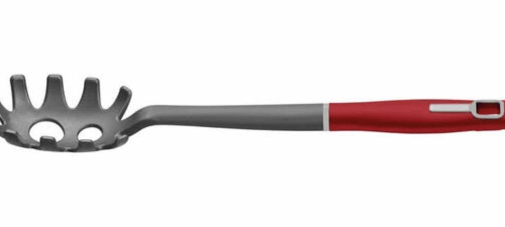 Pegador De Massa Tramontina Vermelho Em Nylon Verano 34,5cm Pegador De Massa Tramontina Vermelho Em Nylon Verano 34,5cm