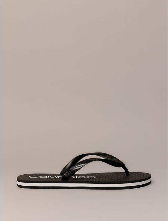 Chinelo Swim Calvin Klein - Preto Chinelo Swim Calvin Klein Preto 37/38 Chinelo Swim Calvin Klein - Preto Chinelo Swim Calvin Klein Preto 37/38